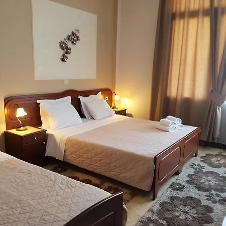 Xenonas Arxontiko Apartament Káto Loutrákion